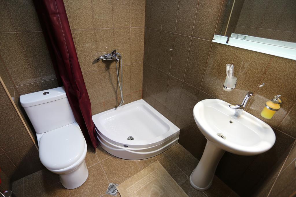 Hotel Sweet Home Telavi Cameră foto